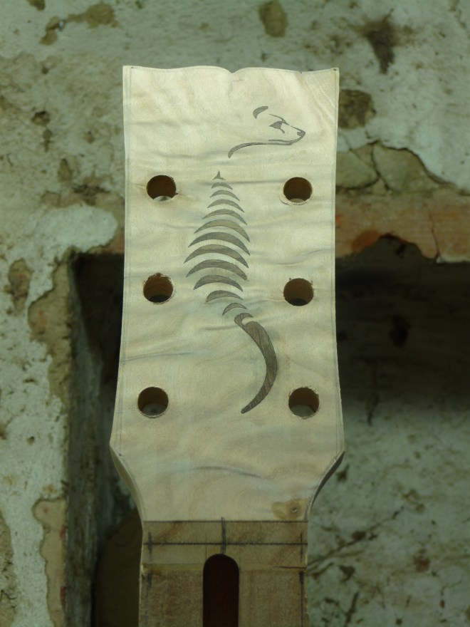 30.machine head holes