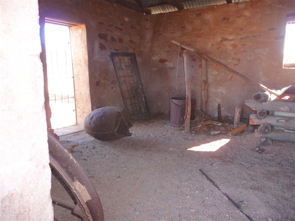 17.blacksmith's hut