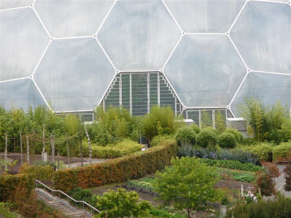3.Eden Project