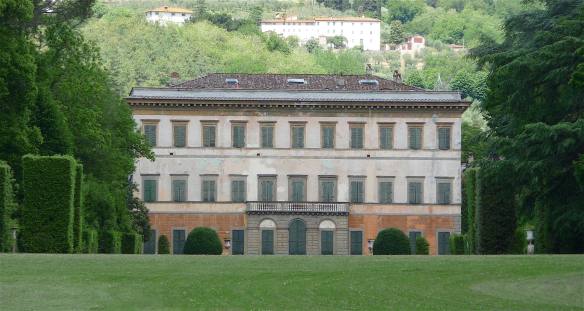 2-villa-reale-di-marlia