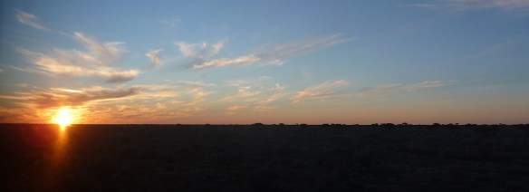 3-nullarbor-sunset