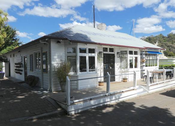 1.Hallam's Waterfront