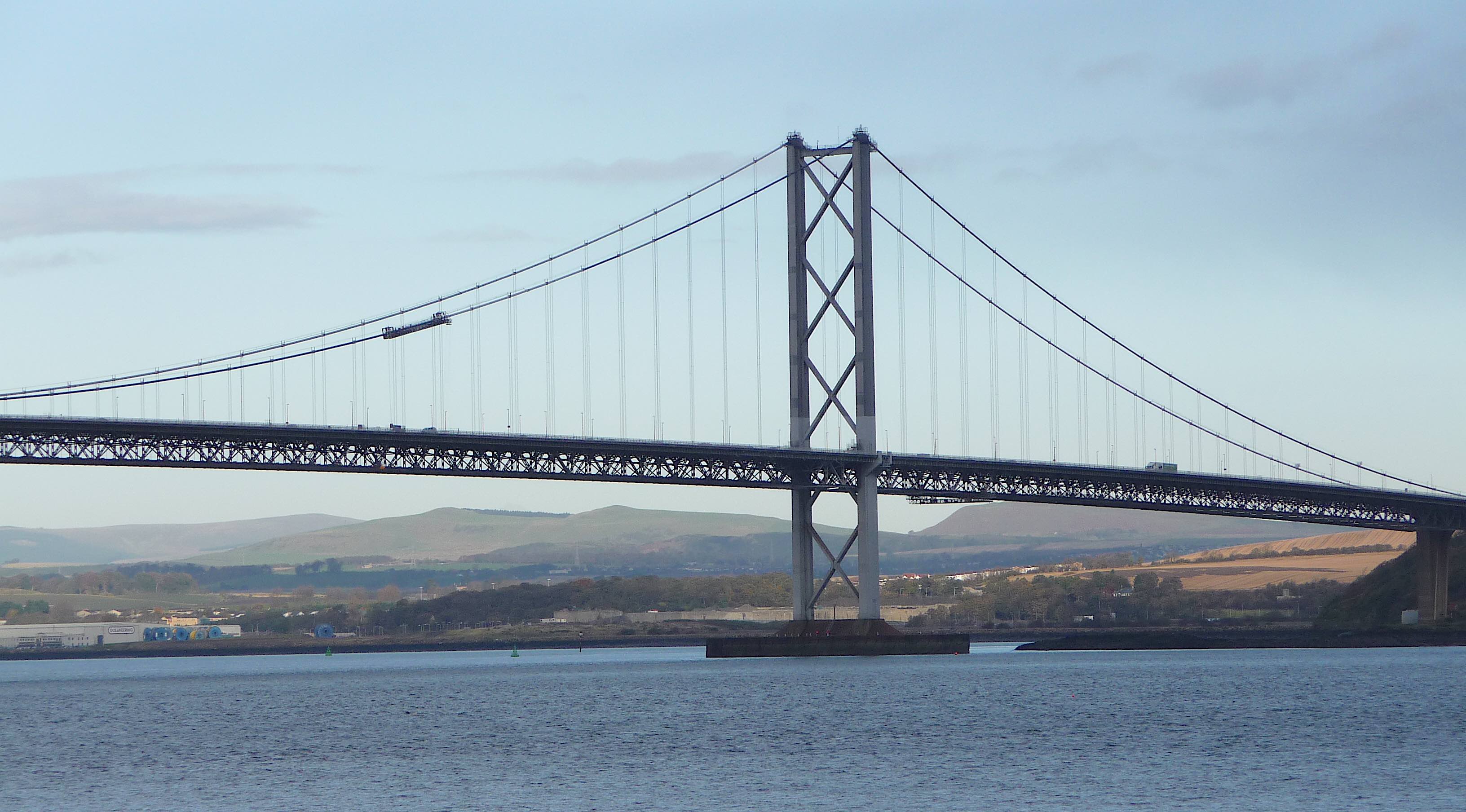 33.Forth Road Bridge