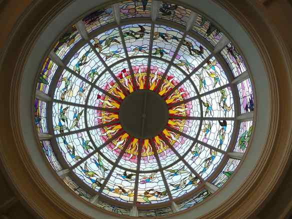 6.cupola in dining room