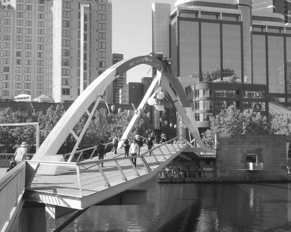 13.Southbank Pedestrian Bridge