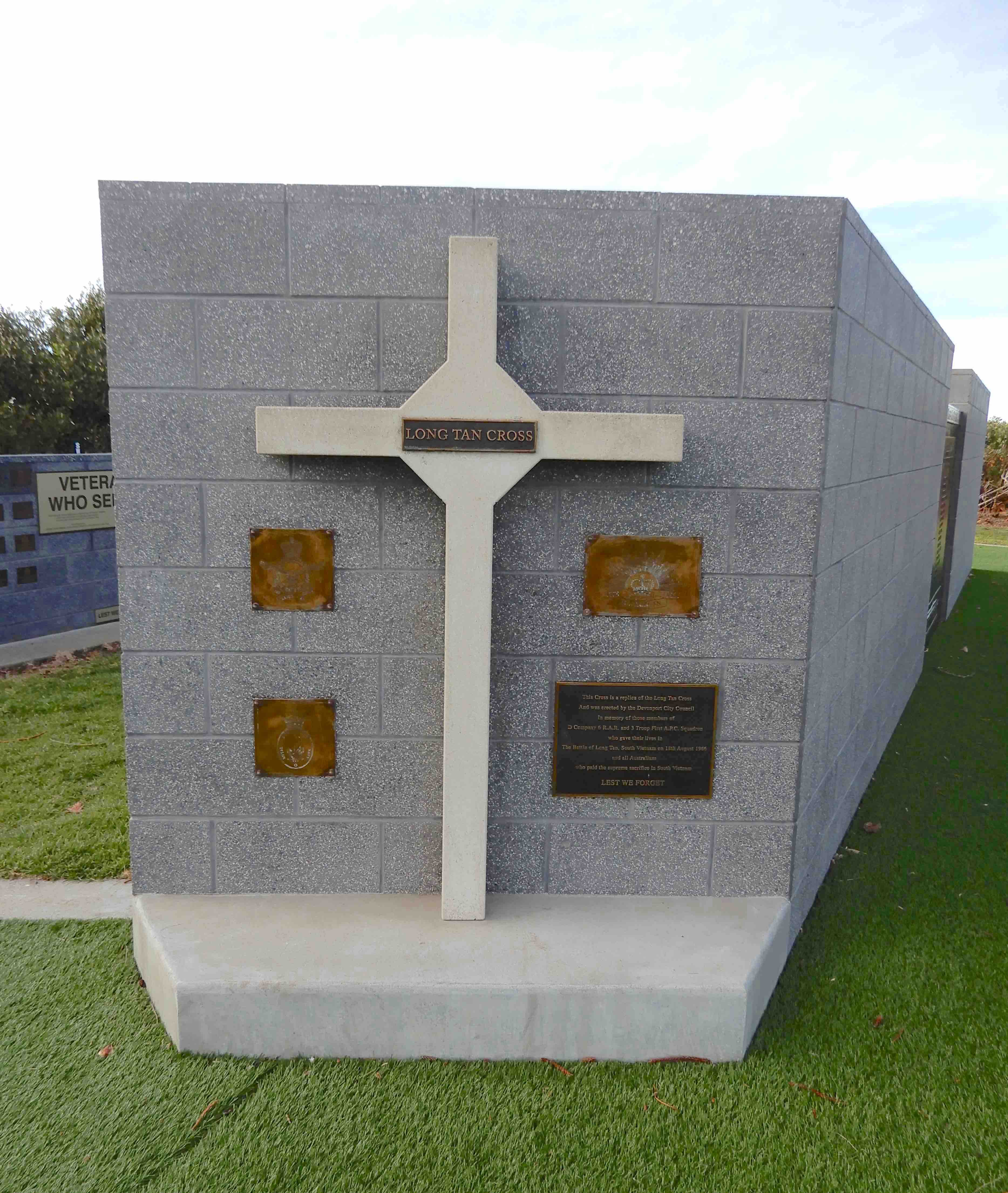 27.Vietnam Veterans' Memorial Wall