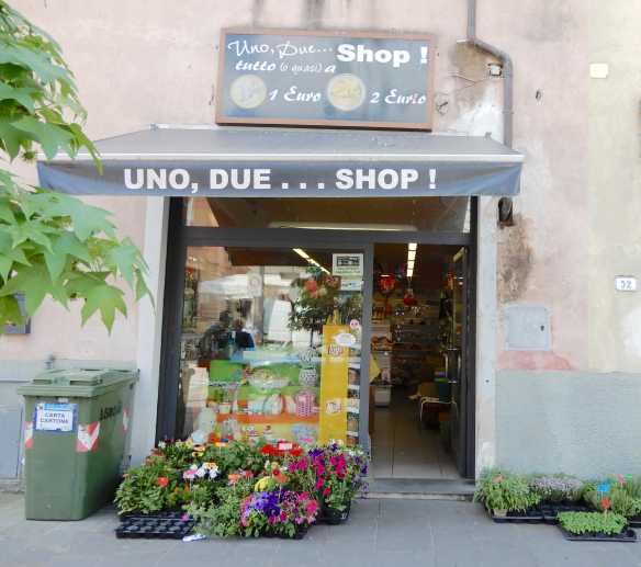 9.Uno,Due Shop