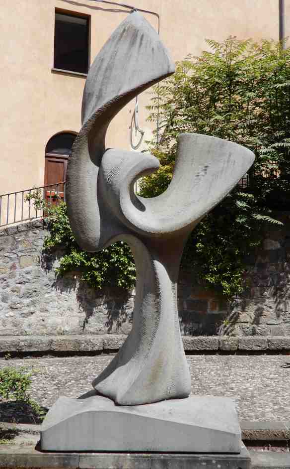 10.sculpture
