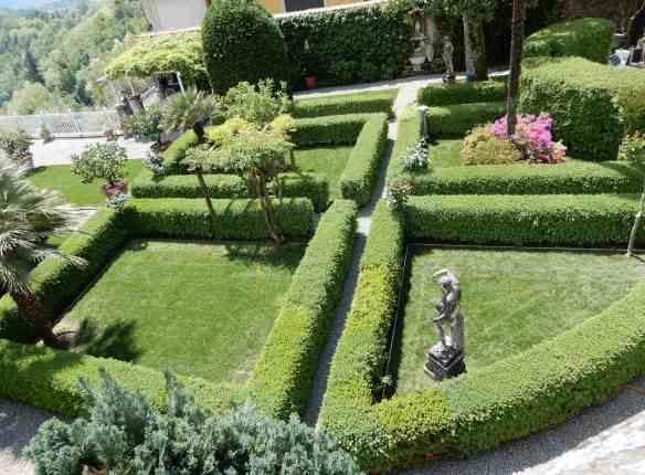 16.Giardino di Palazzo Salvi