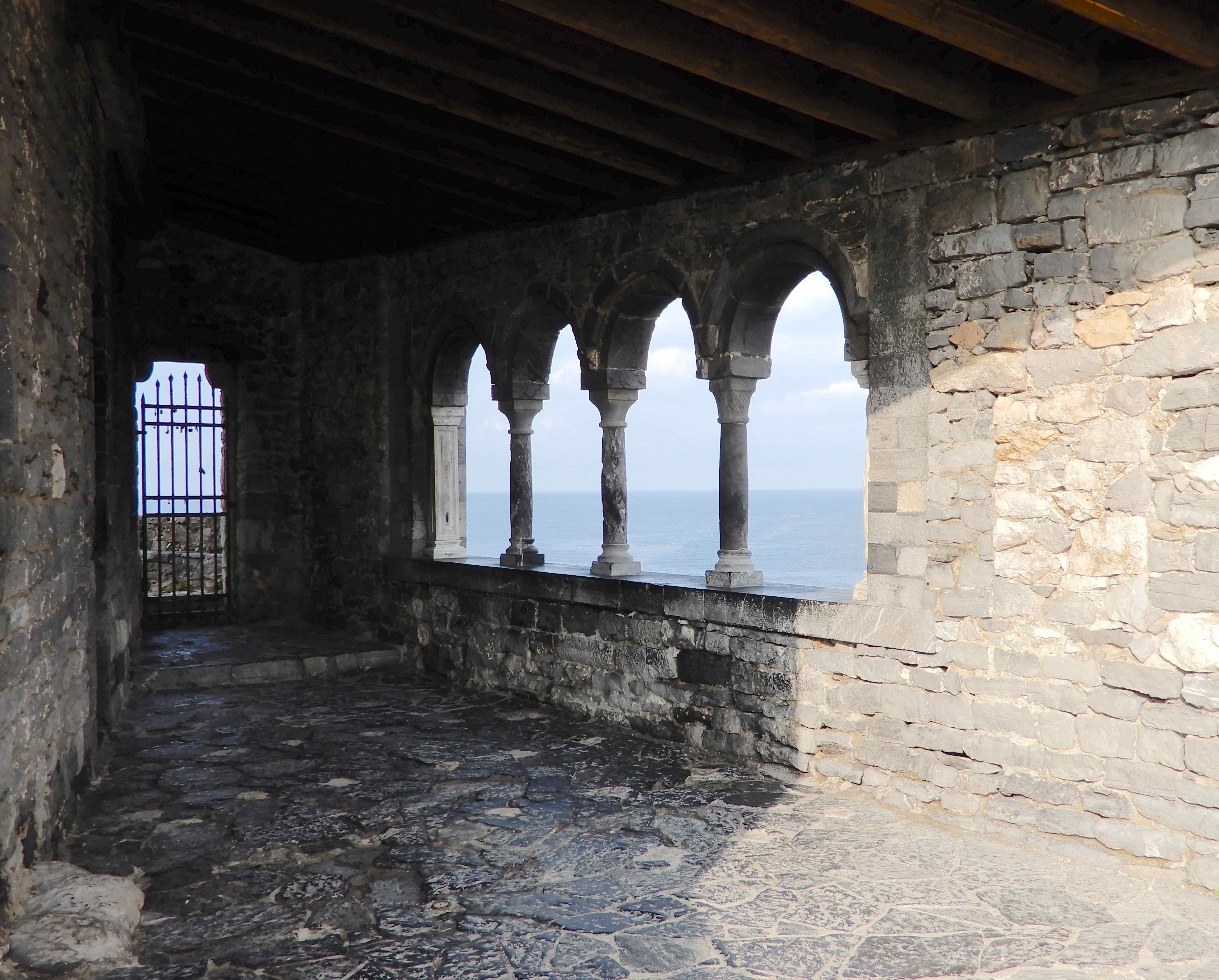 28.loggia, Chiesa di San Pietro