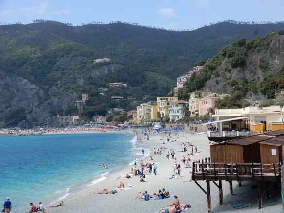 15.Fegina Beach