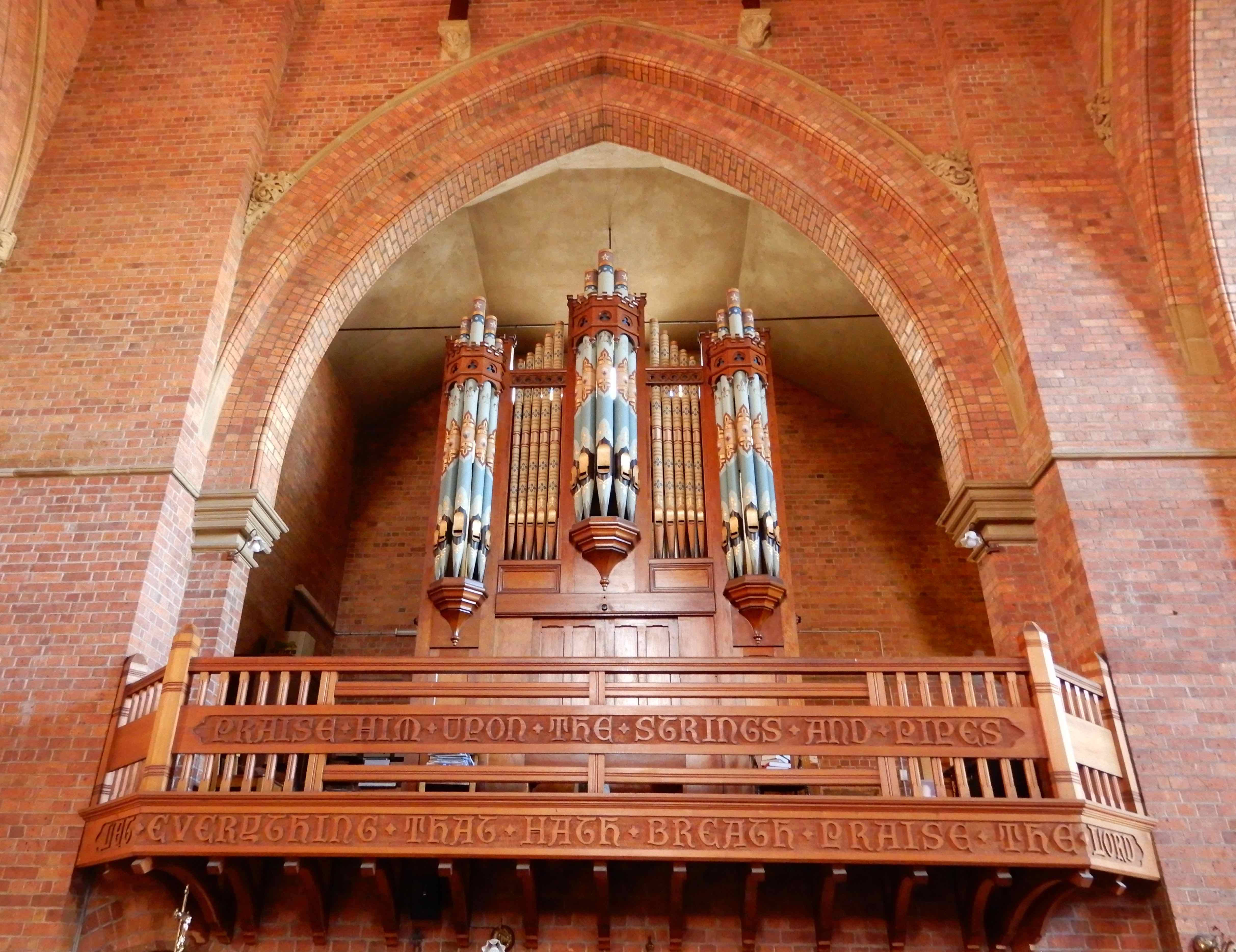 23.organ loft