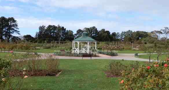 13.gazebo