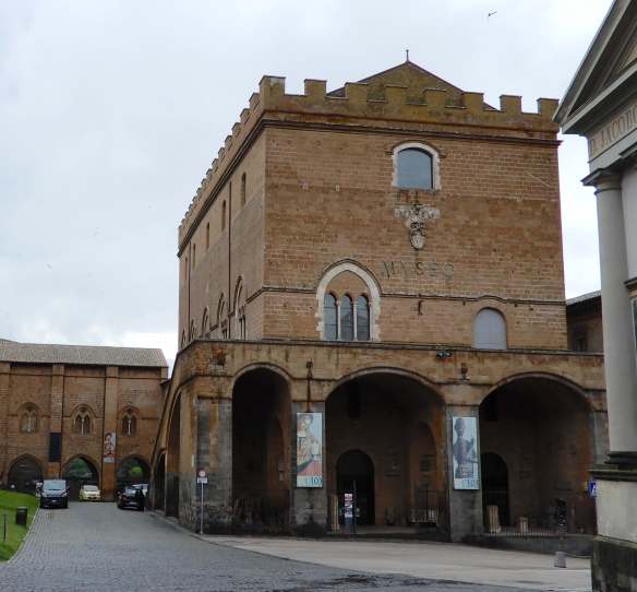 14.Palazzo Soliano